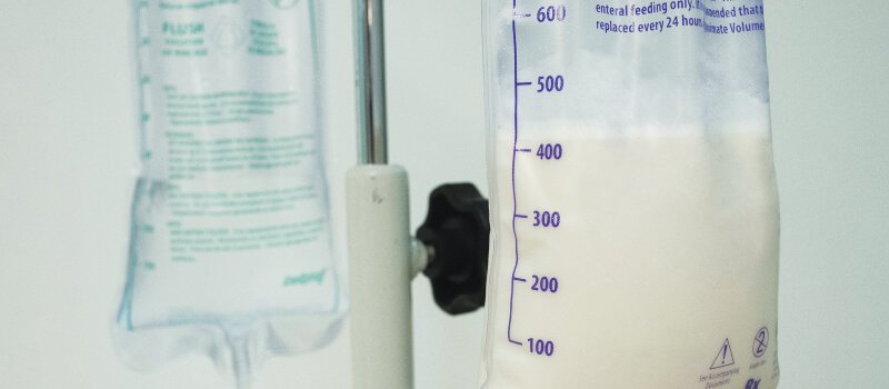 Terapia nutricional no paciente com COVID-19