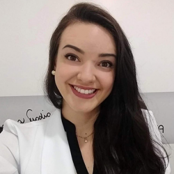 Amanda de Castro Silva Amanda de Castro Silva